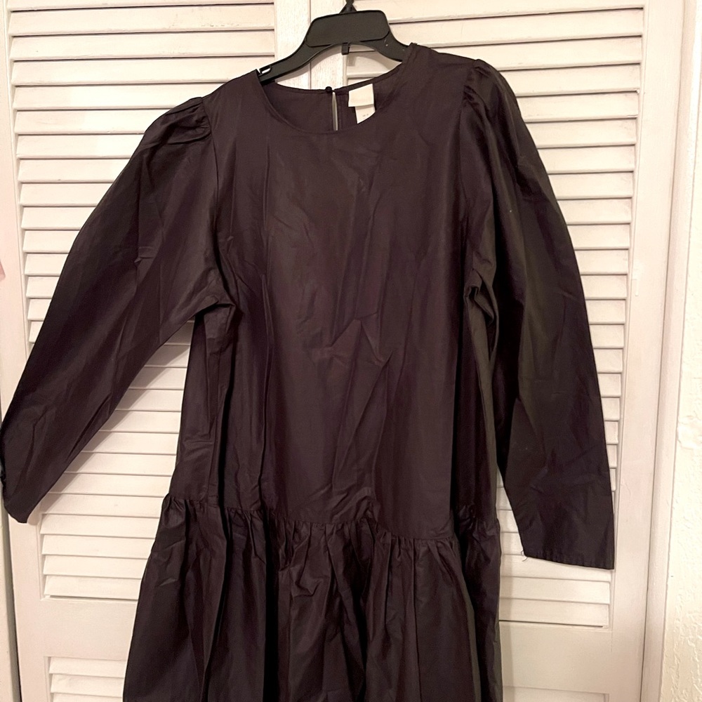 Women black dress